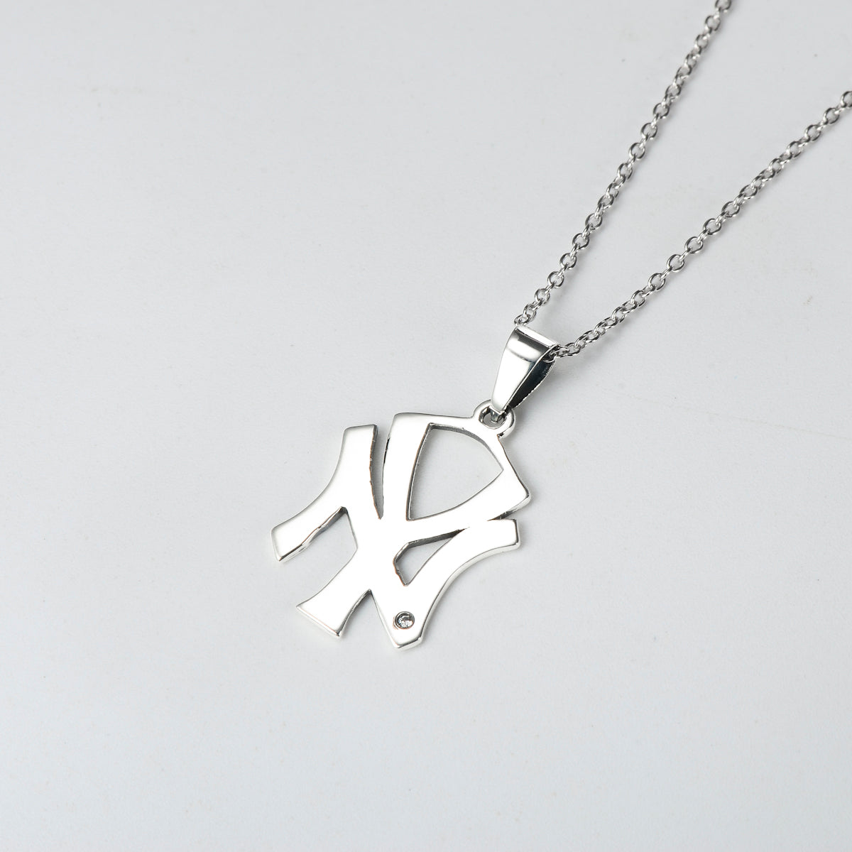 New York Yankees Pendant, 14K White - The GLD Shop